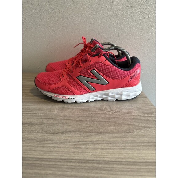 New Balance 490 V3 Sneakers Womens Speed Ride Running Shoes Size 11 Pink - Picture 1 of 11